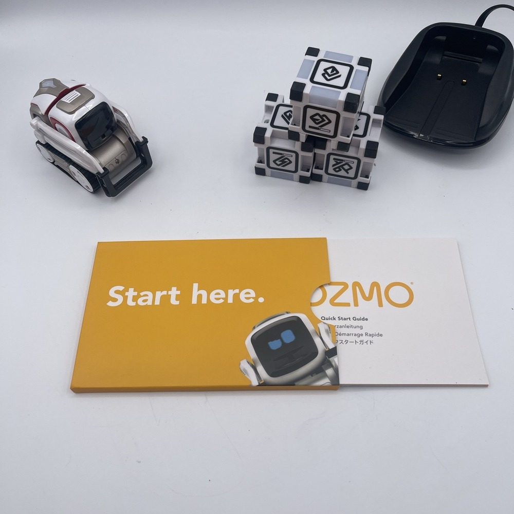 Anki Cozmo Robot Toy With Cubes And Charger New 500mah Battery Read - Picture 5 of 10